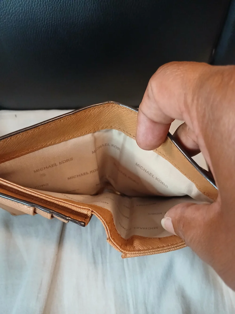 Michael Kors Men's Tan Leather Wallet